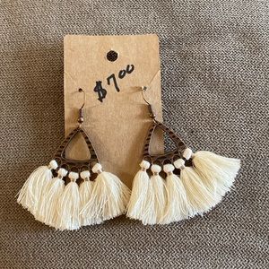NWT Boutique Boho Earrings